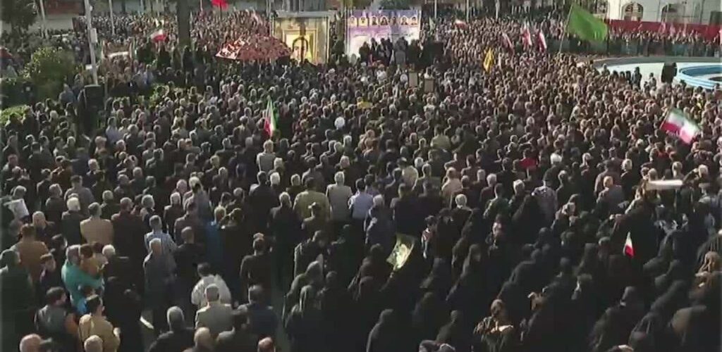 مسيرات مليونية في إيران تأييداً للنظام الإسلامي وإدانة أعمال الشغب