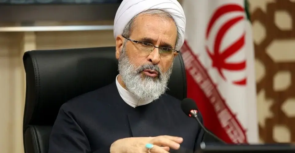 تعيين الشيخ علي رضا أعرافي عضواً في مجلس القيادة الايرانية للمرحلة الانتقالية