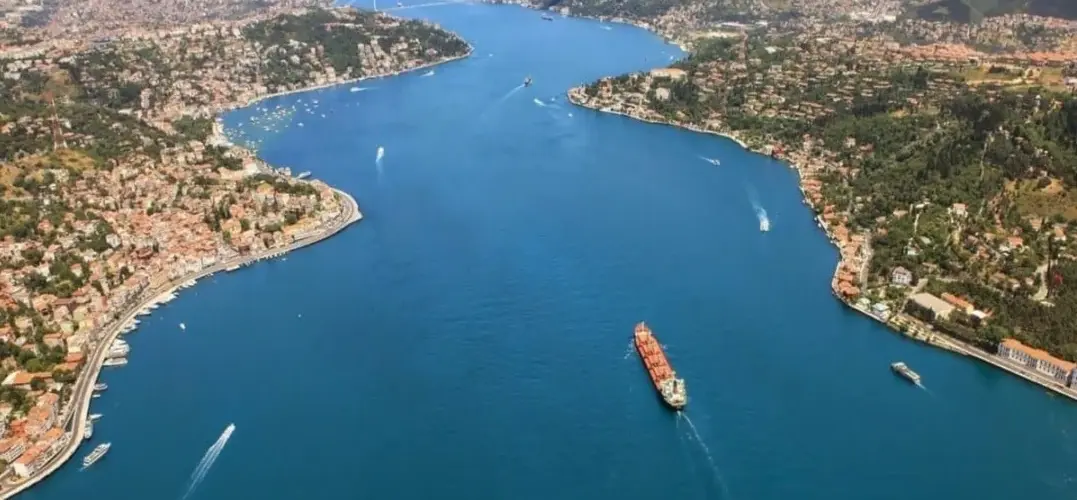 "إن بي سي نيوز": بعض الدول تحاول التفاوض على ممر آمن مع إيران