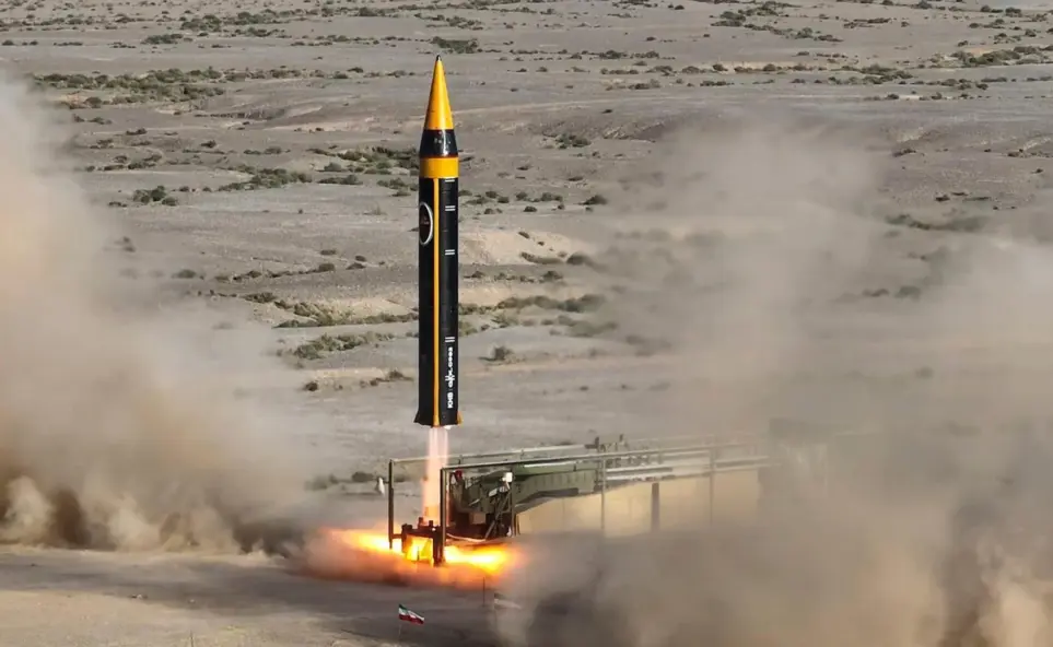 الموجة الـ41 من "وعد صادق 4": صواريخ ثقيلة تضرب أهدافاً أميركية وإسرائيلية