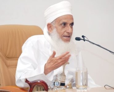 مفتي عمان: أين العالم الإسلامي والمجتمع الدولي من الانتهاكات بحق الفلسطينيين؟