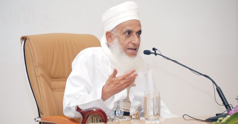 مفتي عمان: أين العالم الإسلامي والمجتمع الدولي من الانتهاكات بحق الفلسطينيين؟