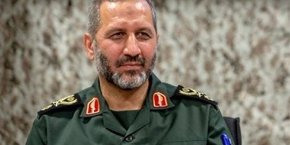 العميد موسوي عقب استهداف منشآت إيرانية: الرد لن يكون "العين بالعين"