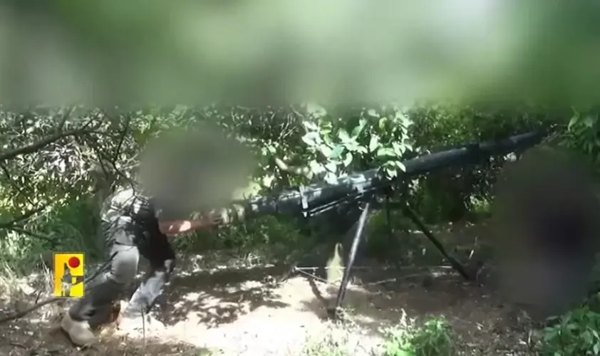 المقاومة في لبنان تواصل ردّها على الانتهاكات.. استهداف تجمعات الاحتلال وإسقاط محلّقة