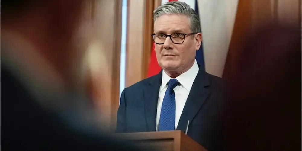 ضغوط على ستارمر لتعليق اتفاقية التجارة مع "إسرائيل" بسبب قانون إعدام الأسرى الفلسطينيين