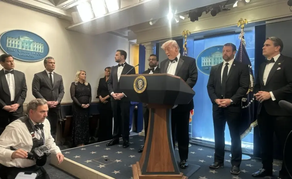 المشتبه به بإطلاق النار يعترف بأنه كان يستهدف مسؤولين في إدارة ترامب.. ويمثل غداً أمام المحكمة