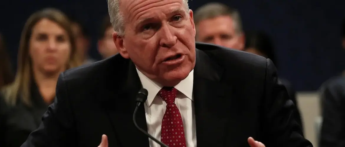 المدير السابق لـ"السي أي إيه" يطالب بعزل ترامب: لـ"عدم أهليته للمنصب واختلاله عقلياً"..