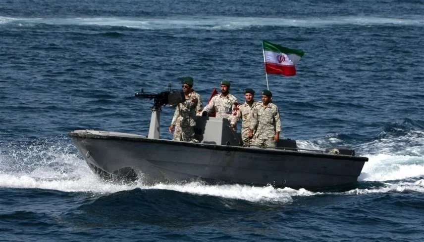 بحرية حرس الثورة: مضيق هرمز مفتوح للسفن غير العسكرية وتحت سيطرة وإدارة ذكية