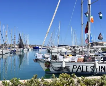 "أسطول الصمود العالمي" يستعد للإبحار من إيطاليا نحو غزة بهدف كسر الحصار الإسرائيلي