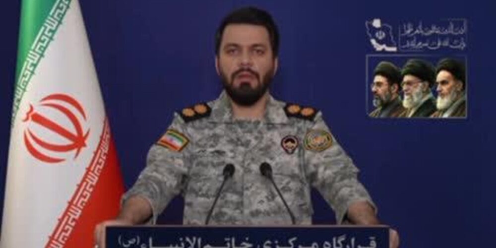 إيران تتوعد برد على واشنطن بعد اعتداء على سفينة في بحر عُمان